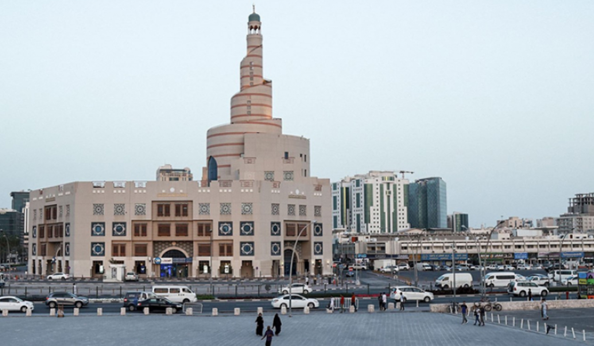 Qatar Health Official calls for full lockdown as COVID19 cases rise